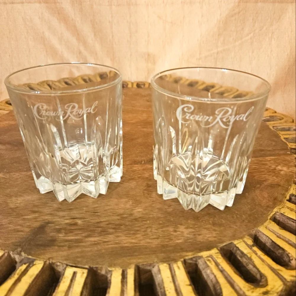 Crown Royal Italian star crystal tumblers set of 2. Like new. Crown Whiskey logo - Picture 1 of 13